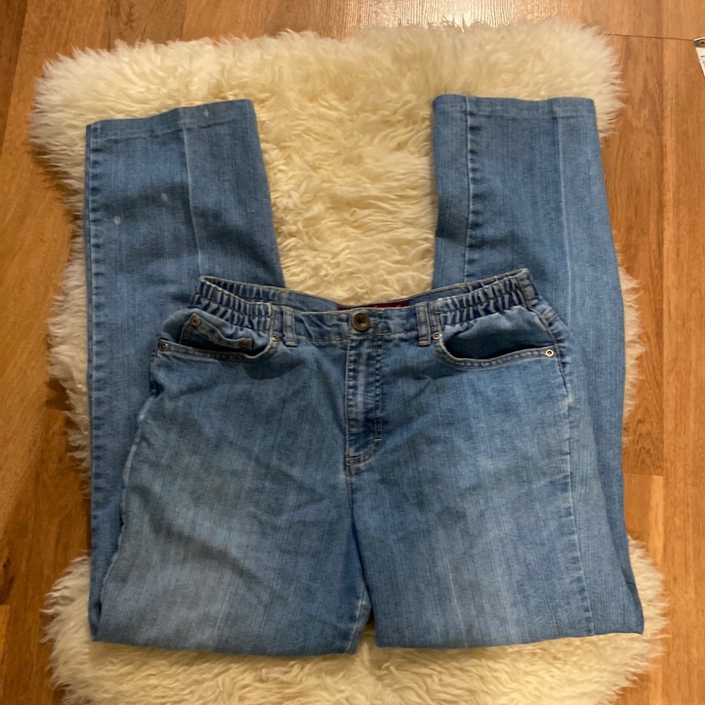 Gloria Vanderbilt Light Wash Straight Leg Women’s Jeans Elastic Waistband Sz 6